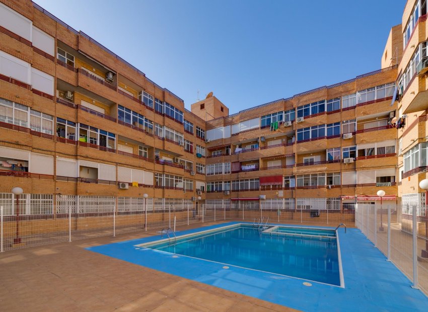 Wiederverkauf - Wohnung - Torrevieja - Center