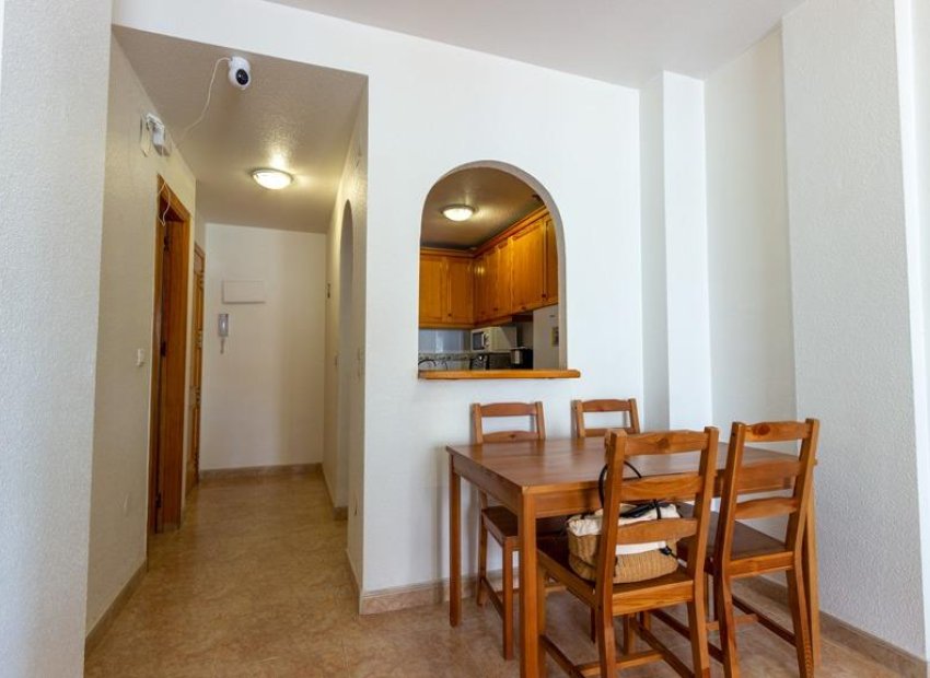 Wiederverkauf - Wohnung - Torrevieja - Centro