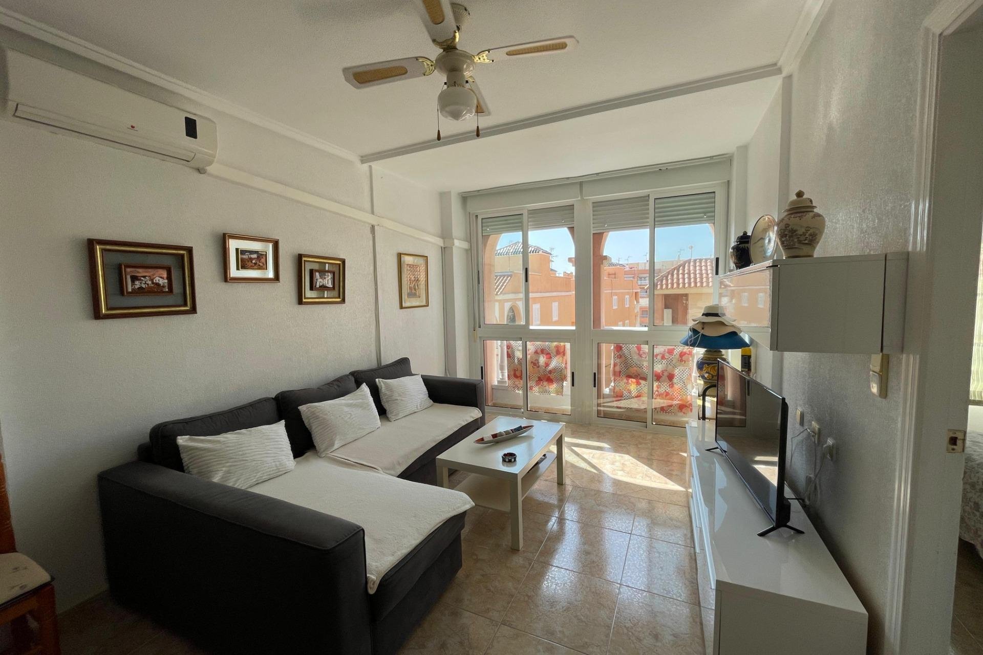 Wiederverkauf - Wohnung - Torrevieja - La Mata pueblo