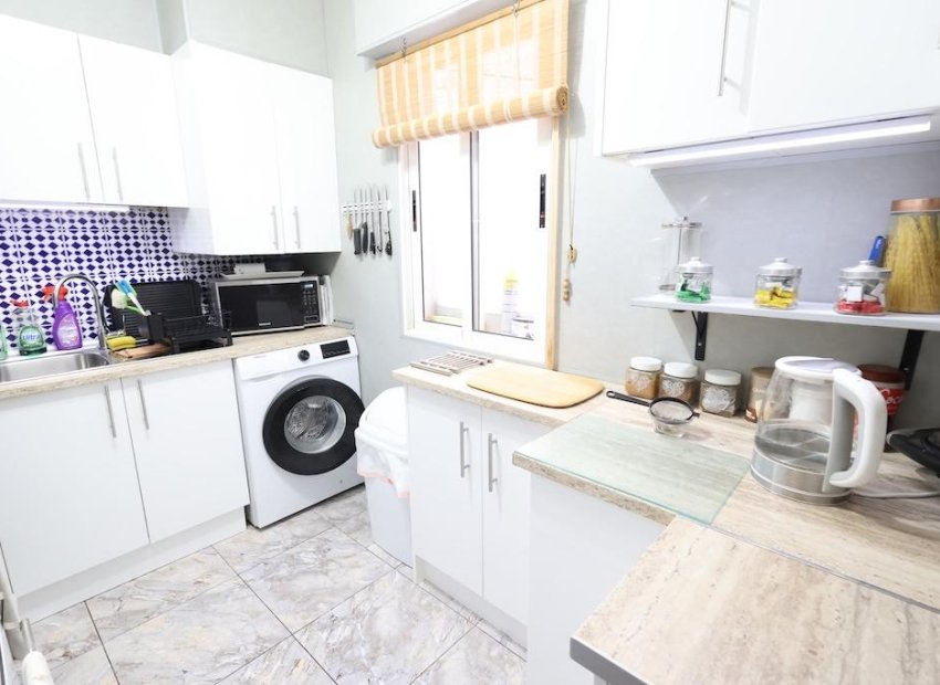 Wiederverkauf - Wohnung - Torrevieja - Paraje natural