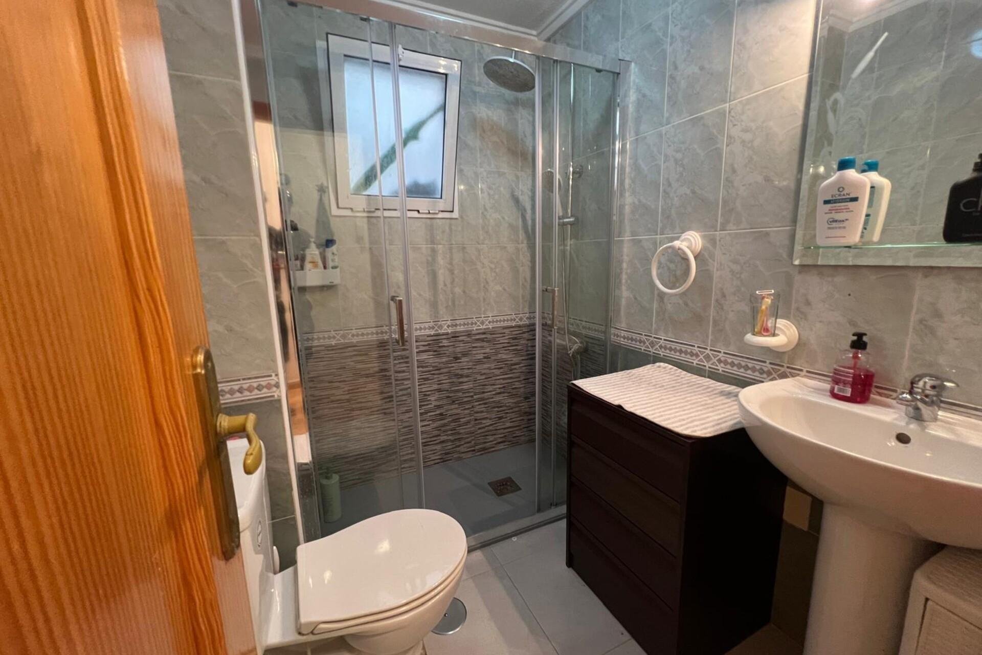 Wiederverkauf - Wohnung - Torrevieja - Parque de las Naciones