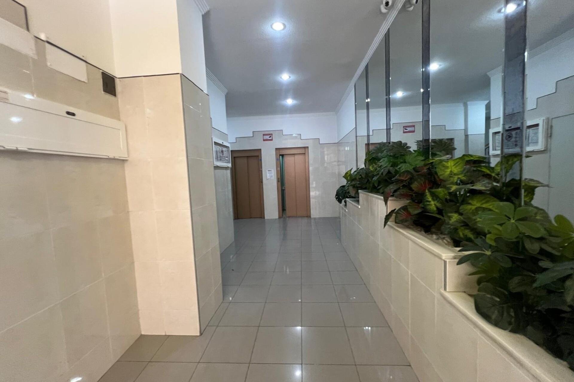 Wiederverkauf - Wohnung - Torrevieja - Parque de las Naciones