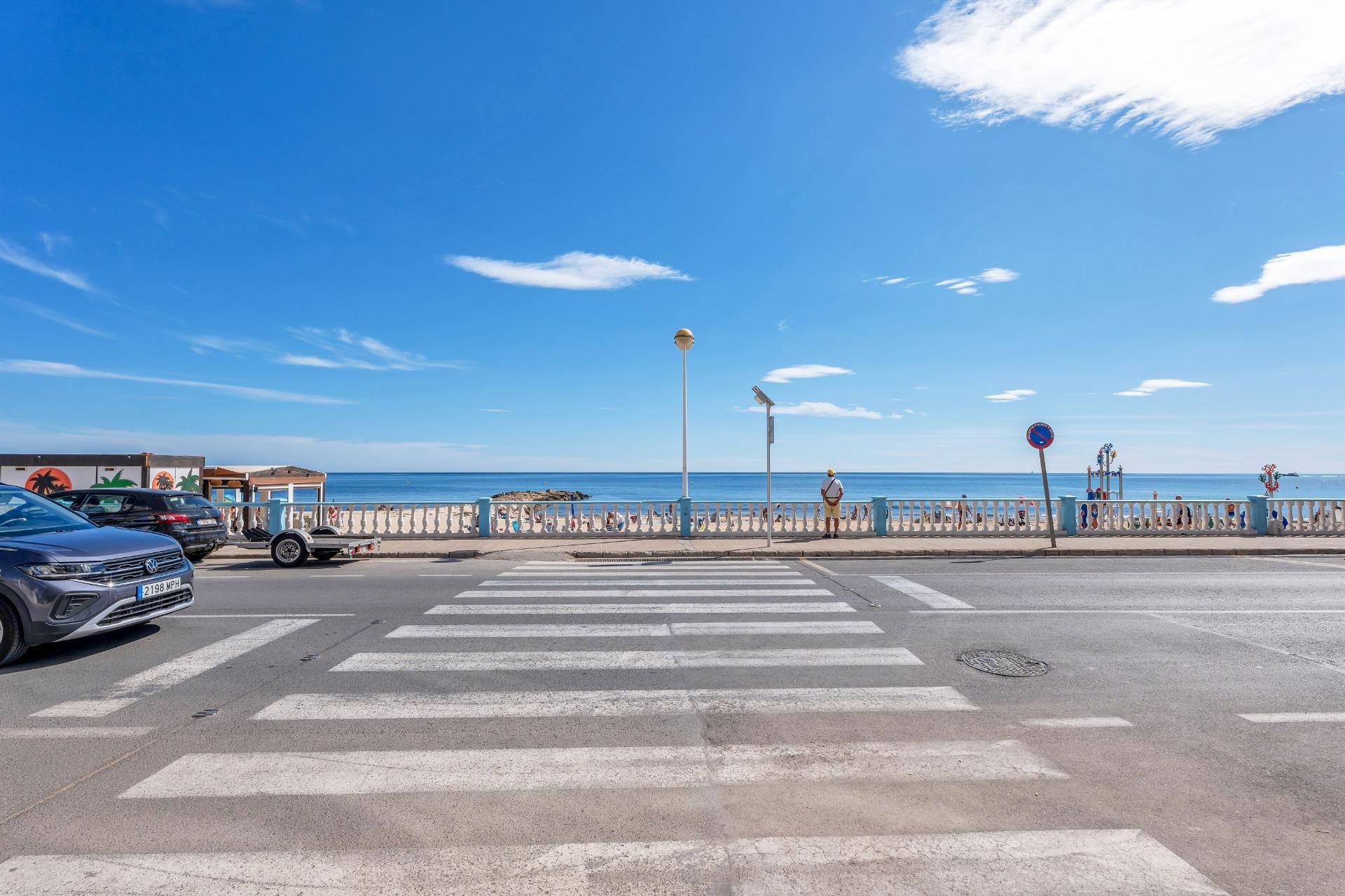 Wiederverkauf - Wohnung - Torrevieja - Playa de los locos