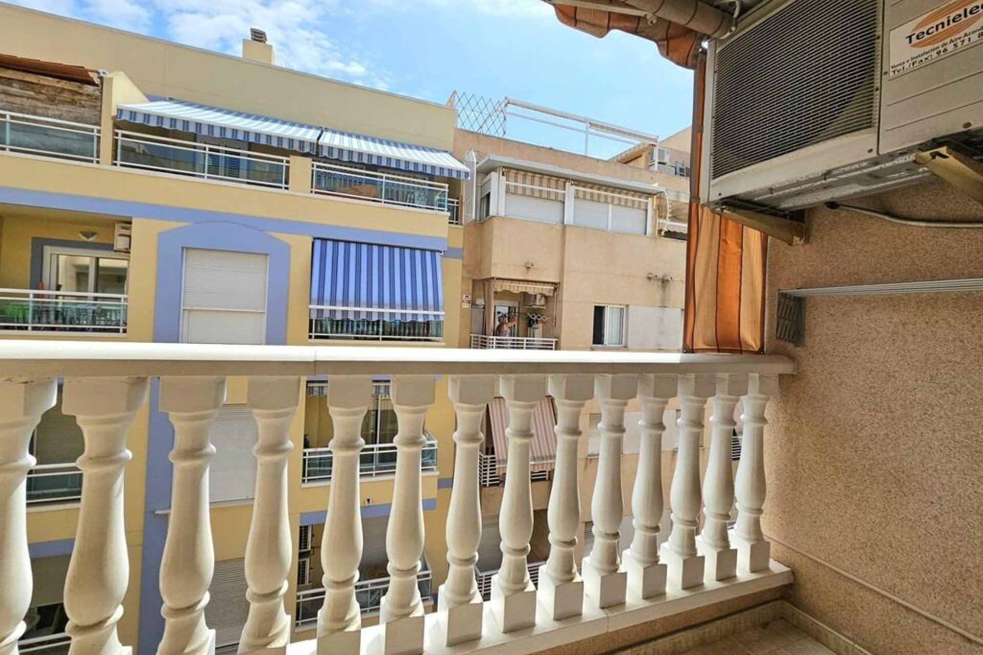 Wiederverkauf - Wohnung - Torrevieja - Playa de los Locos