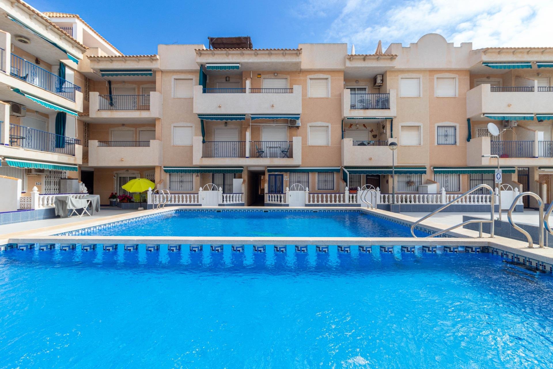 Wiederverkauf - Wohnung - Torrevieja - Playa de los Naufragos