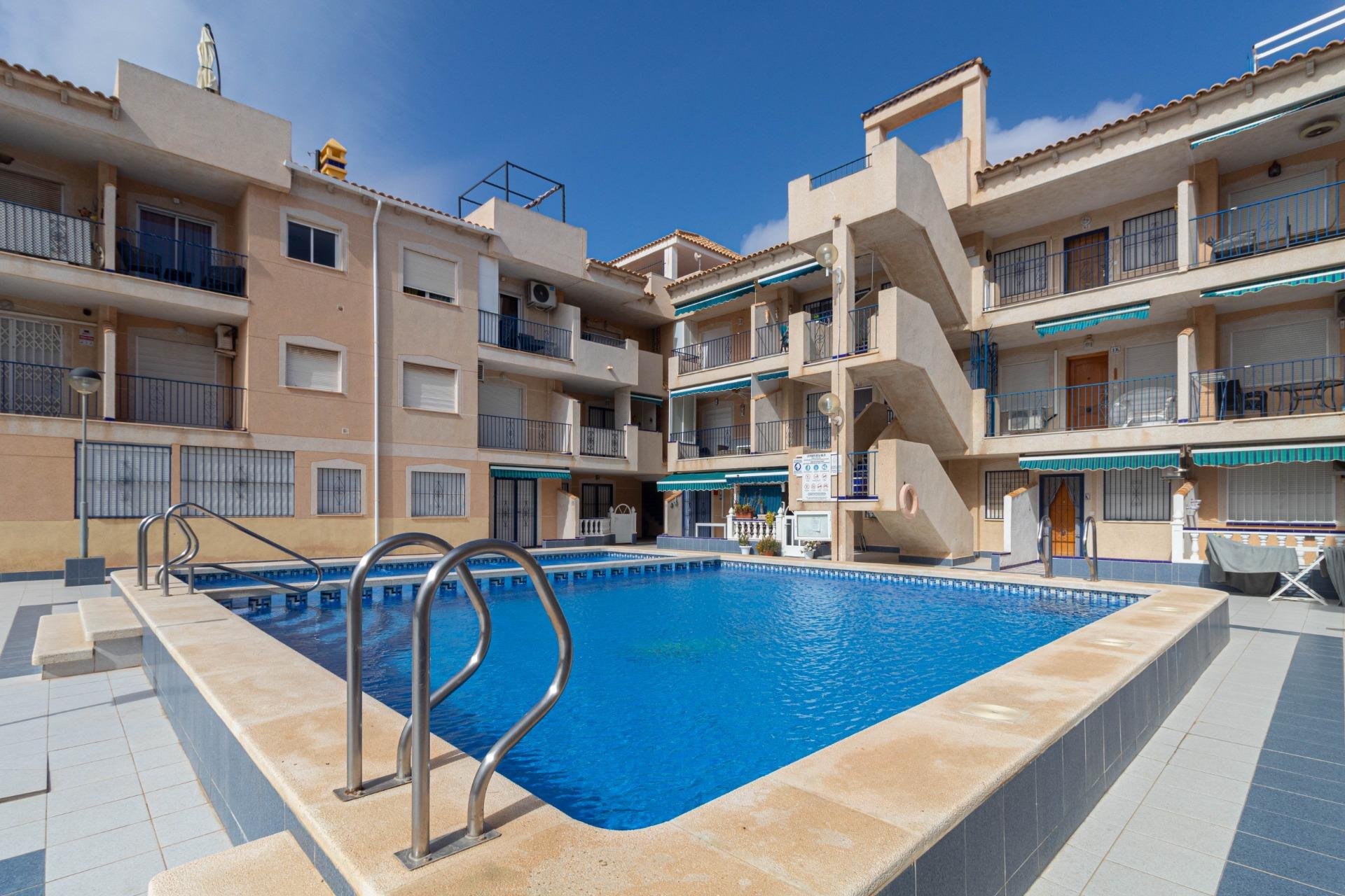 Wiederverkauf - Wohnung - Torrevieja - Playa de los Naufragos