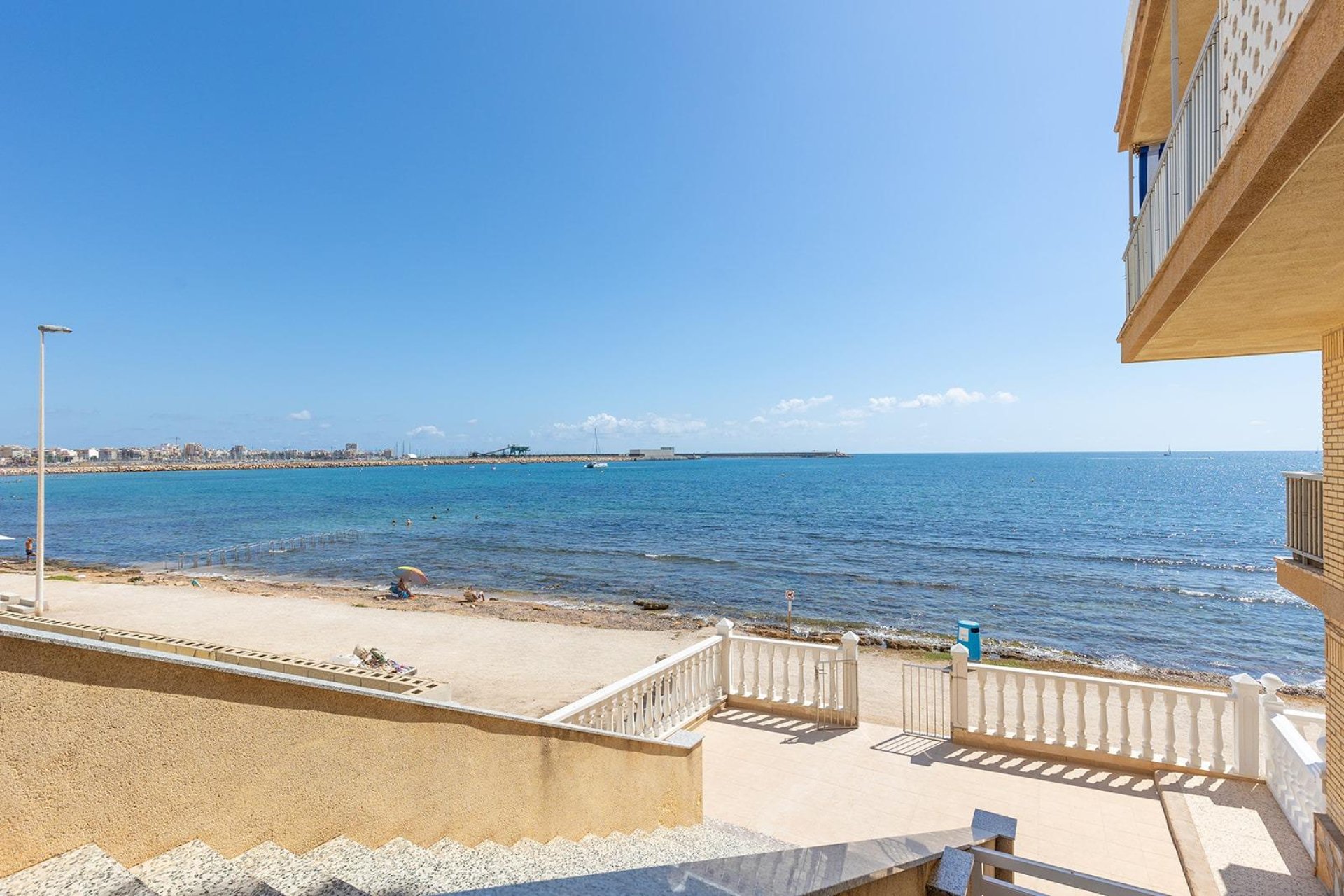 Wiederverkauf - Wohnung - Torrevieja - Playa de los Naufragos