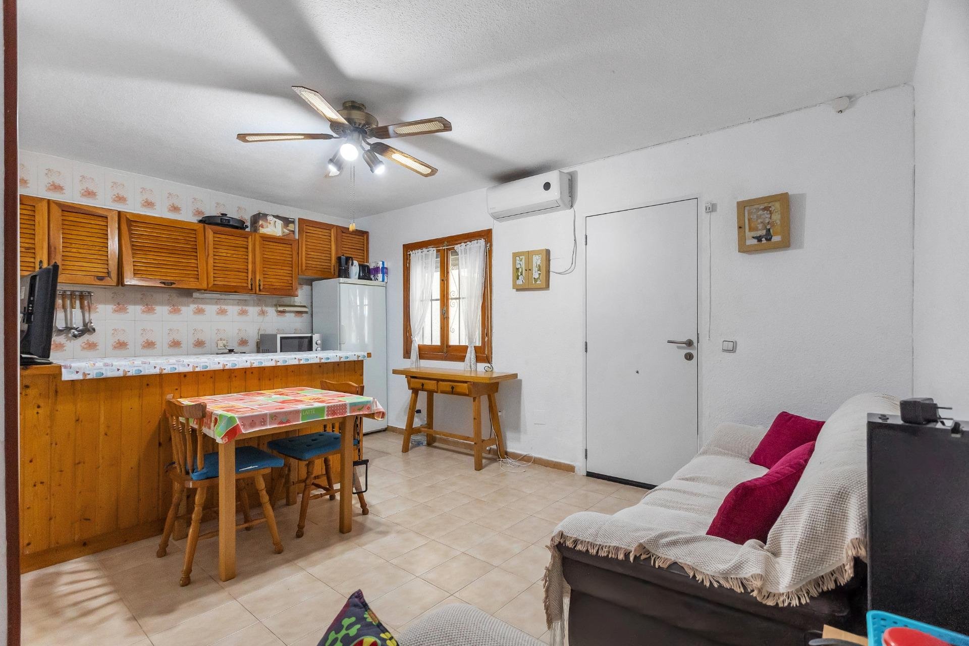 Wiederverkauf - Wohnung - Torrevieja - Playa de los Naufragos