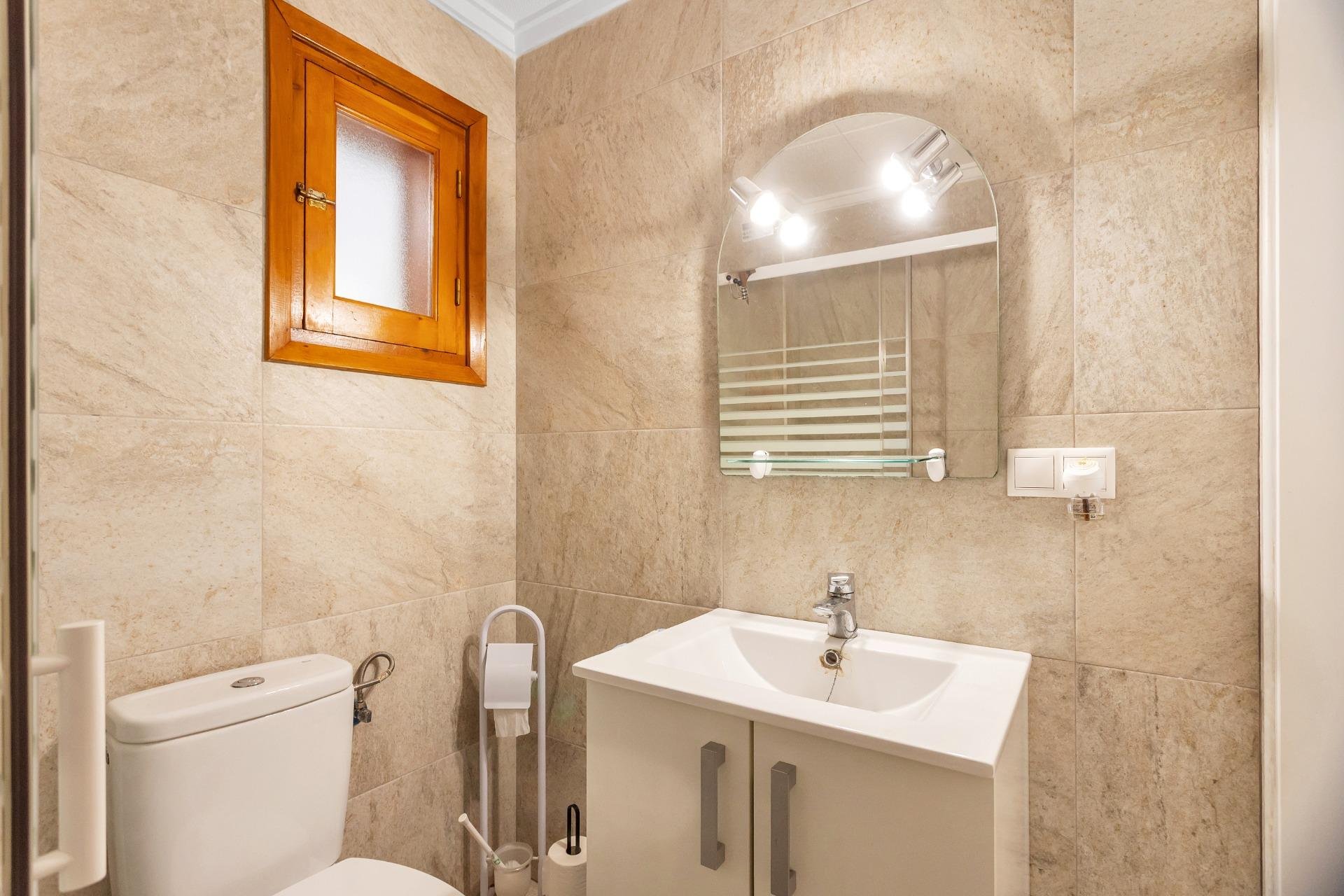 Wiederverkauf - Wohnung - Torrevieja - Playa de los Naufragos