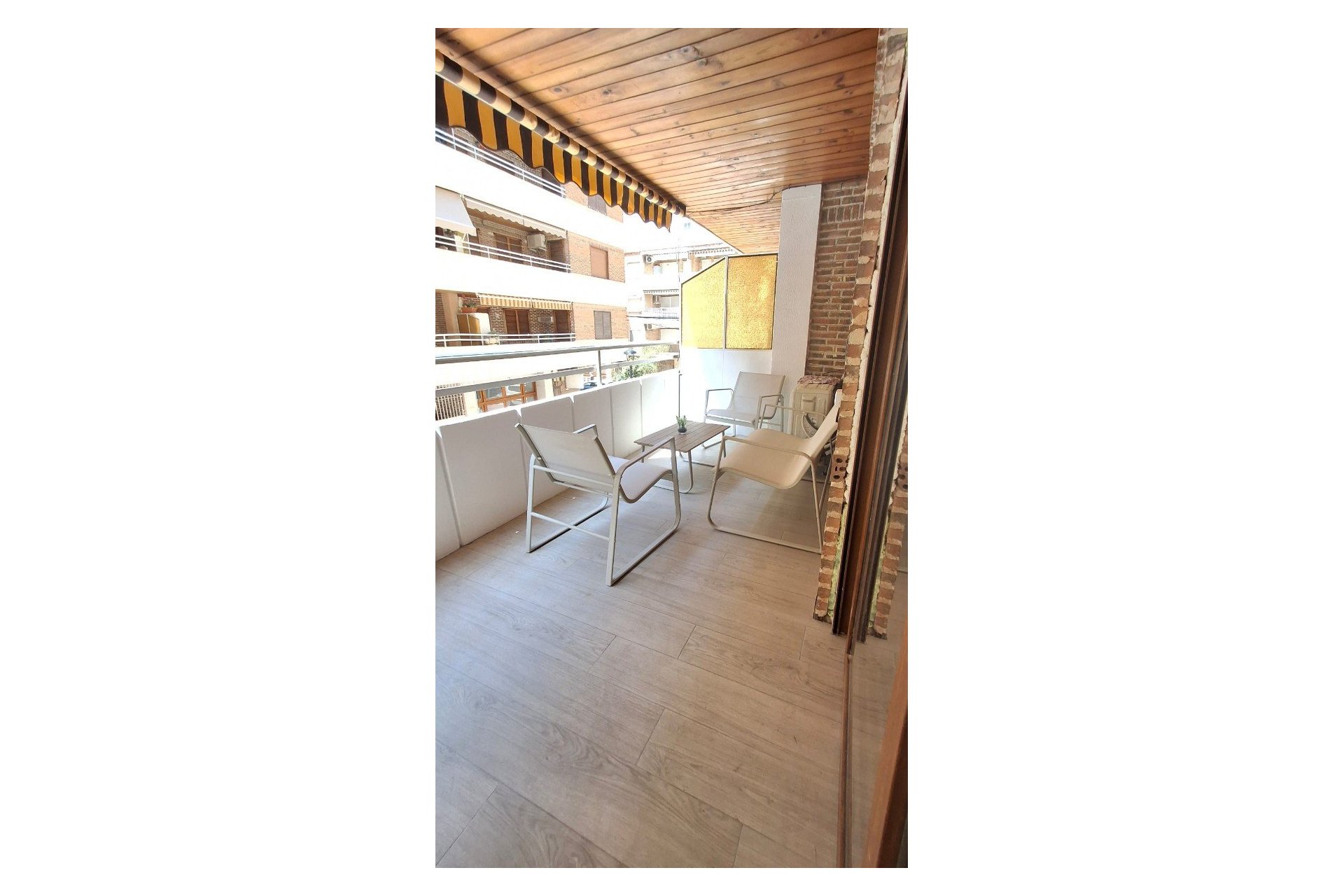 Wiederverkauf - Wohnung - Torrevieja - Playa del Acequión