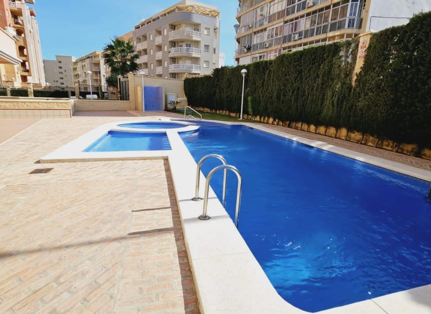 Wiederverkauf - Wohnung - Torrevieja - Playa del cura