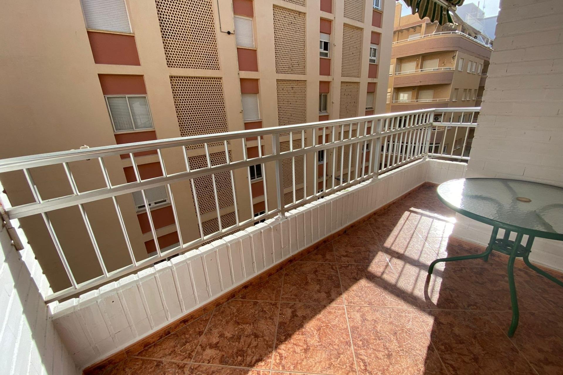 Wiederverkauf - Wohnung - Torrevieja - Playa del cura