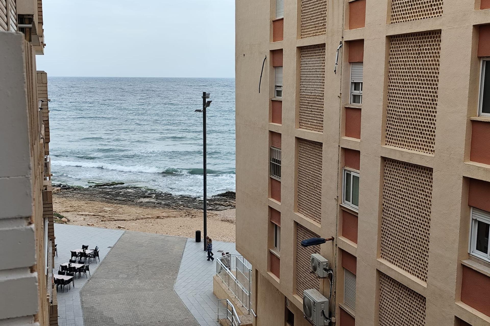 Wiederverkauf - Wohnung - Torrevieja - Playa del cura