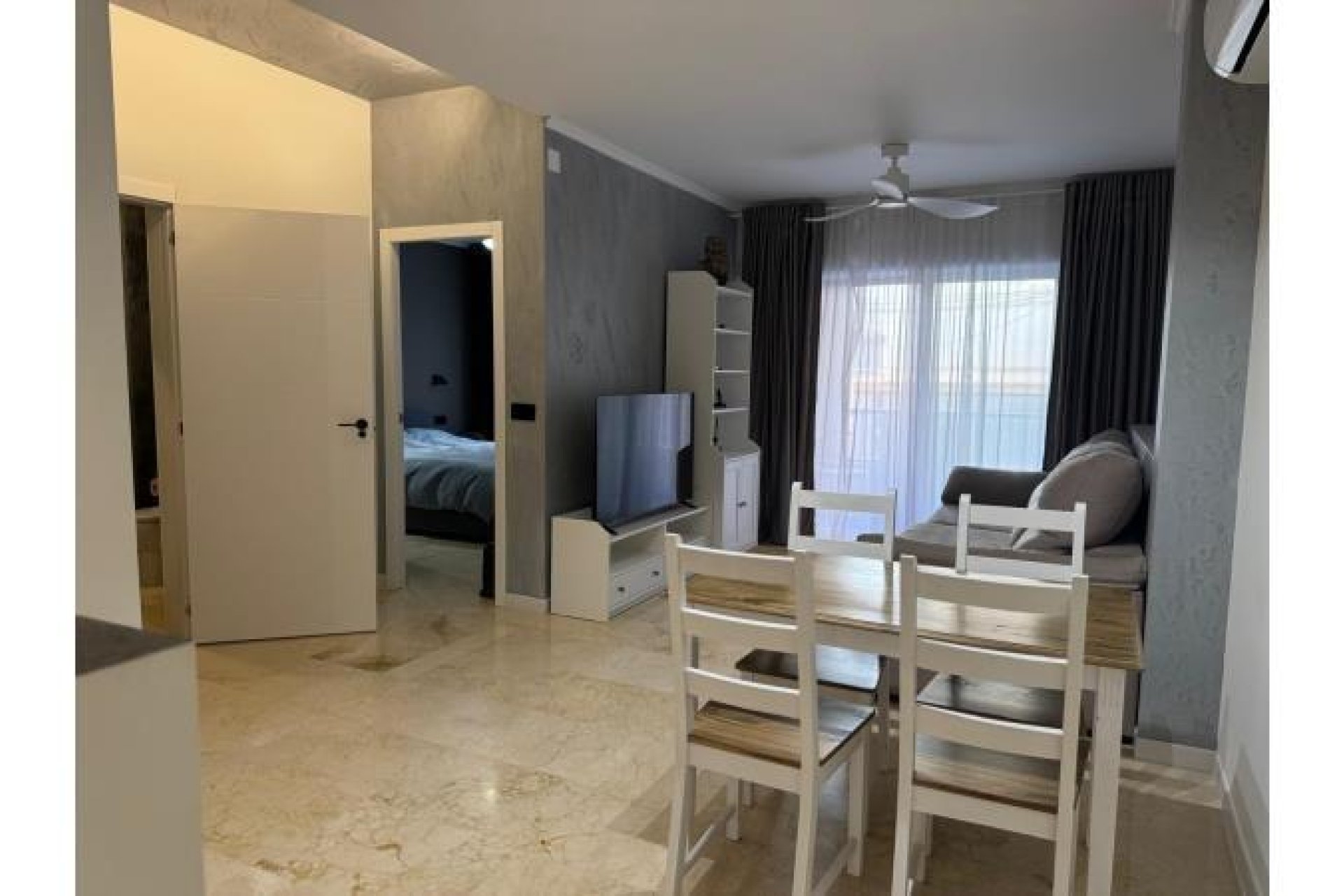 Wiederverkauf - Wohnung - Torrevieja - Playa del Cura