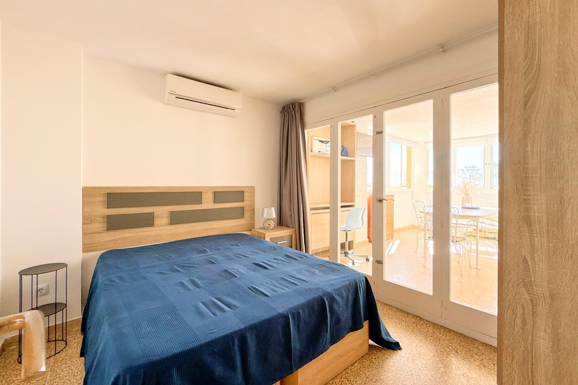 Wiederverkauf - Wohnung - Torrevieja - Playa del Cura