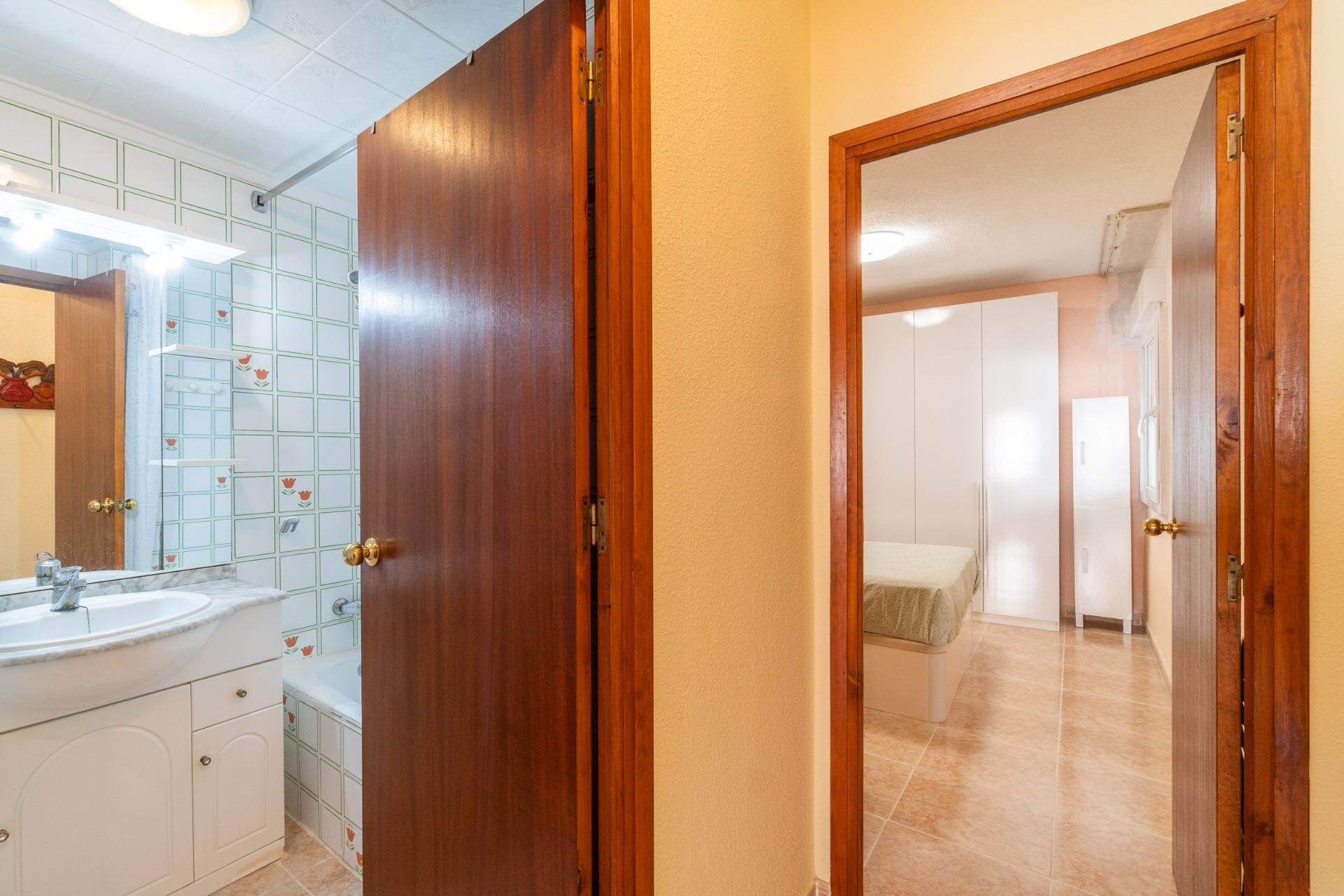 Wiederverkauf - Wohnung - Torrevieja - Playa del Cura