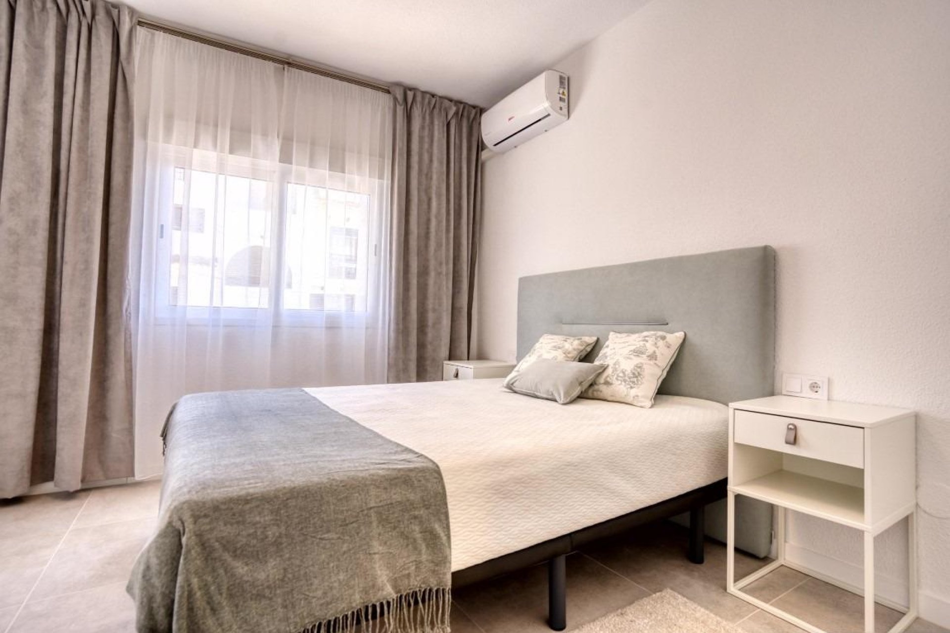 Wiederverkauf - Wohnung - Torrevieja - Playa del Cura
