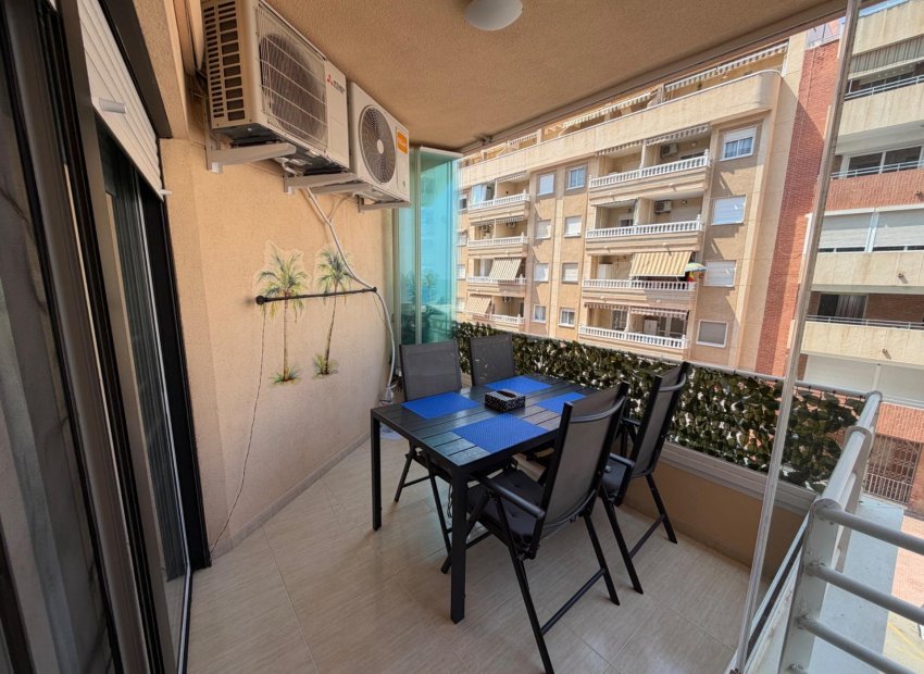 Wiederverkauf - Wohnung - Torrevieja - Playa del Cura