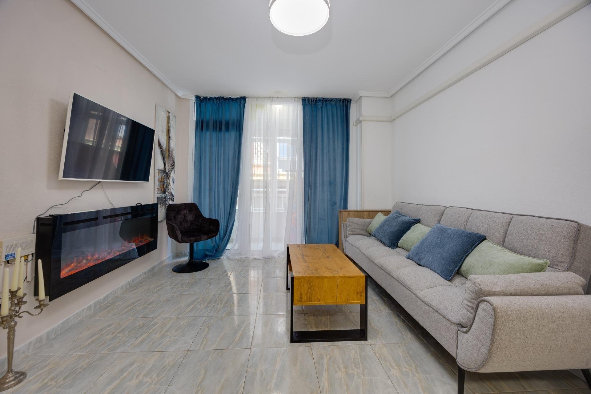 Wiederverkauf - Wohnung - Torrevieja - Playa del Cura