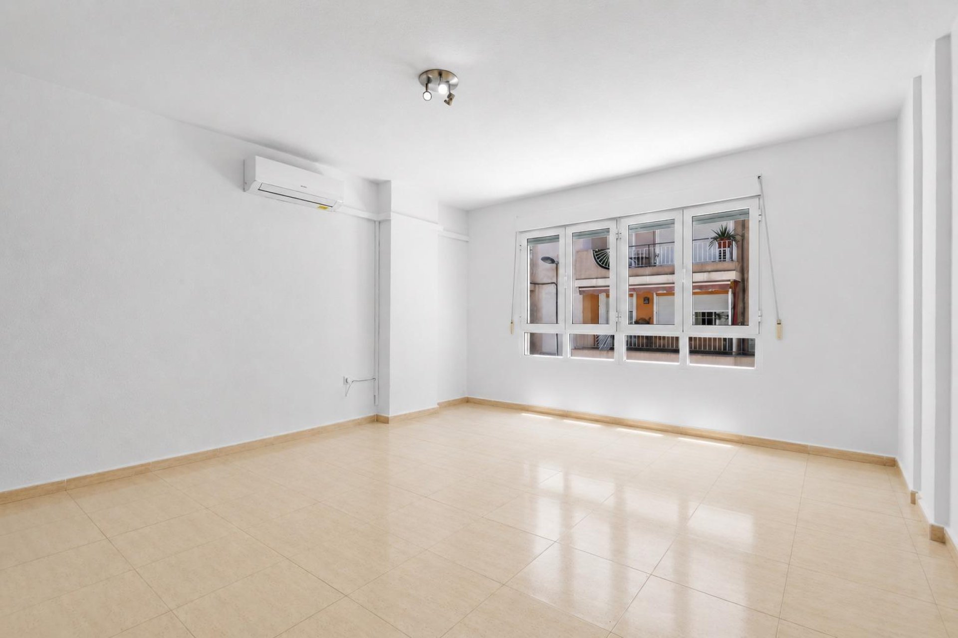 Wiederverkauf - Wohnung - Torrevieja - Puerto Deportivo