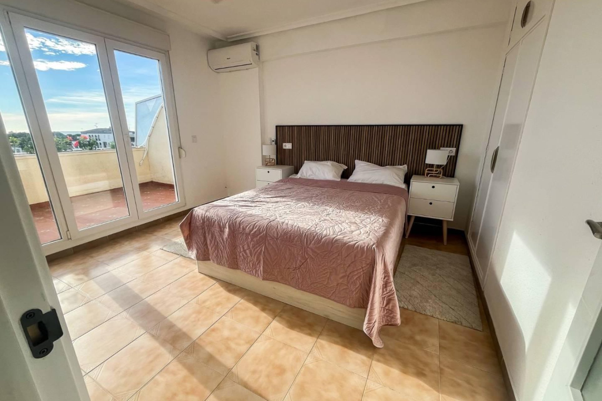 Wiederverkauf - Wohnung - Torrevieja - Punta Prima