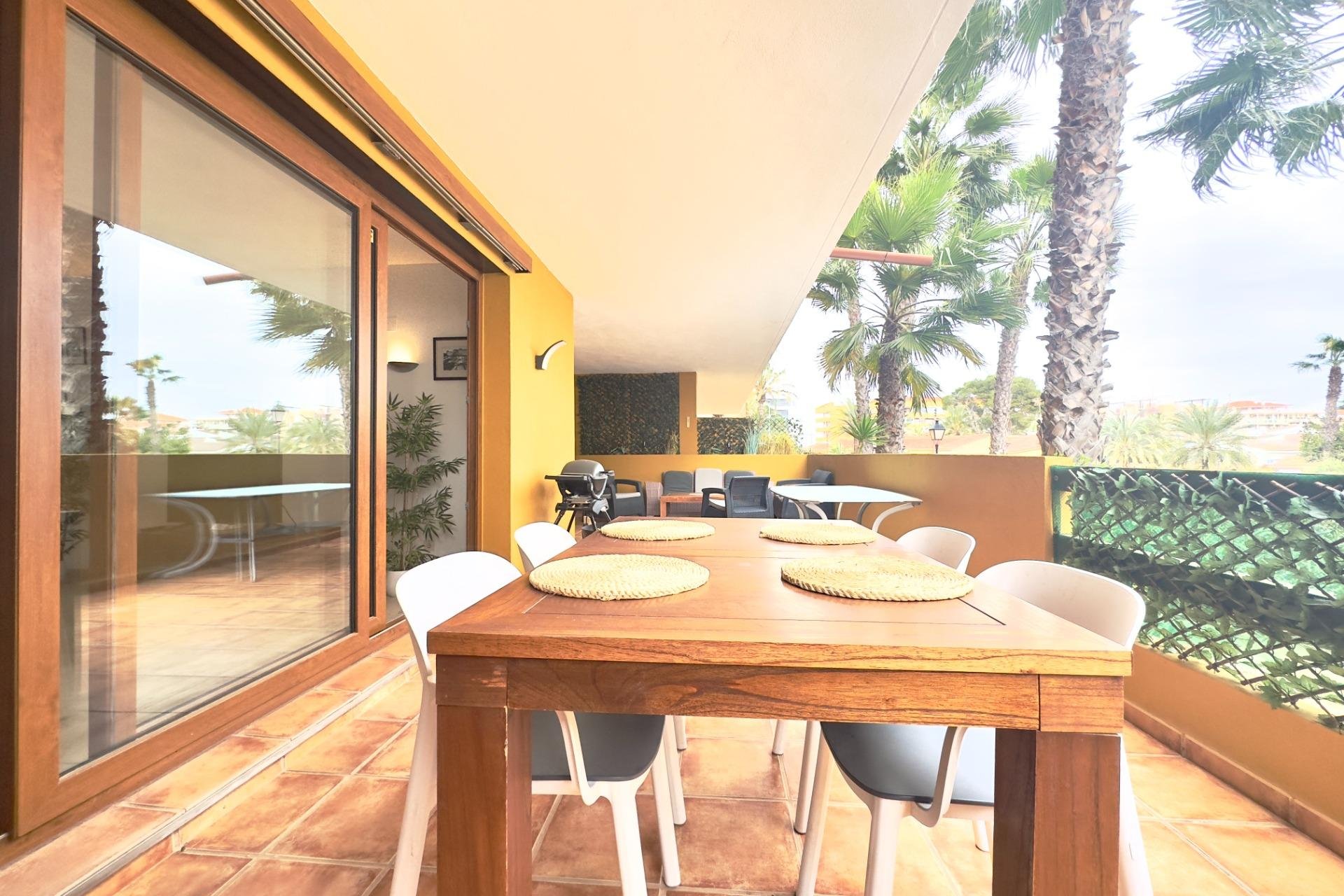 Wiederverkauf - Wohnung - Torrevieja - Punta Prima