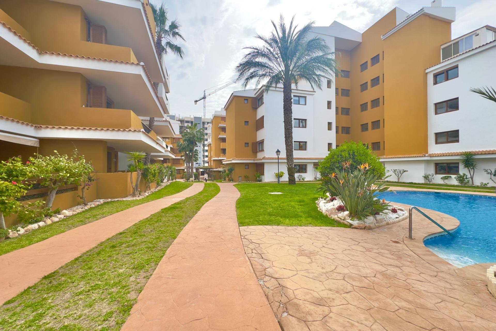 Wiederverkauf - Wohnung - Torrevieja - Punta Prima