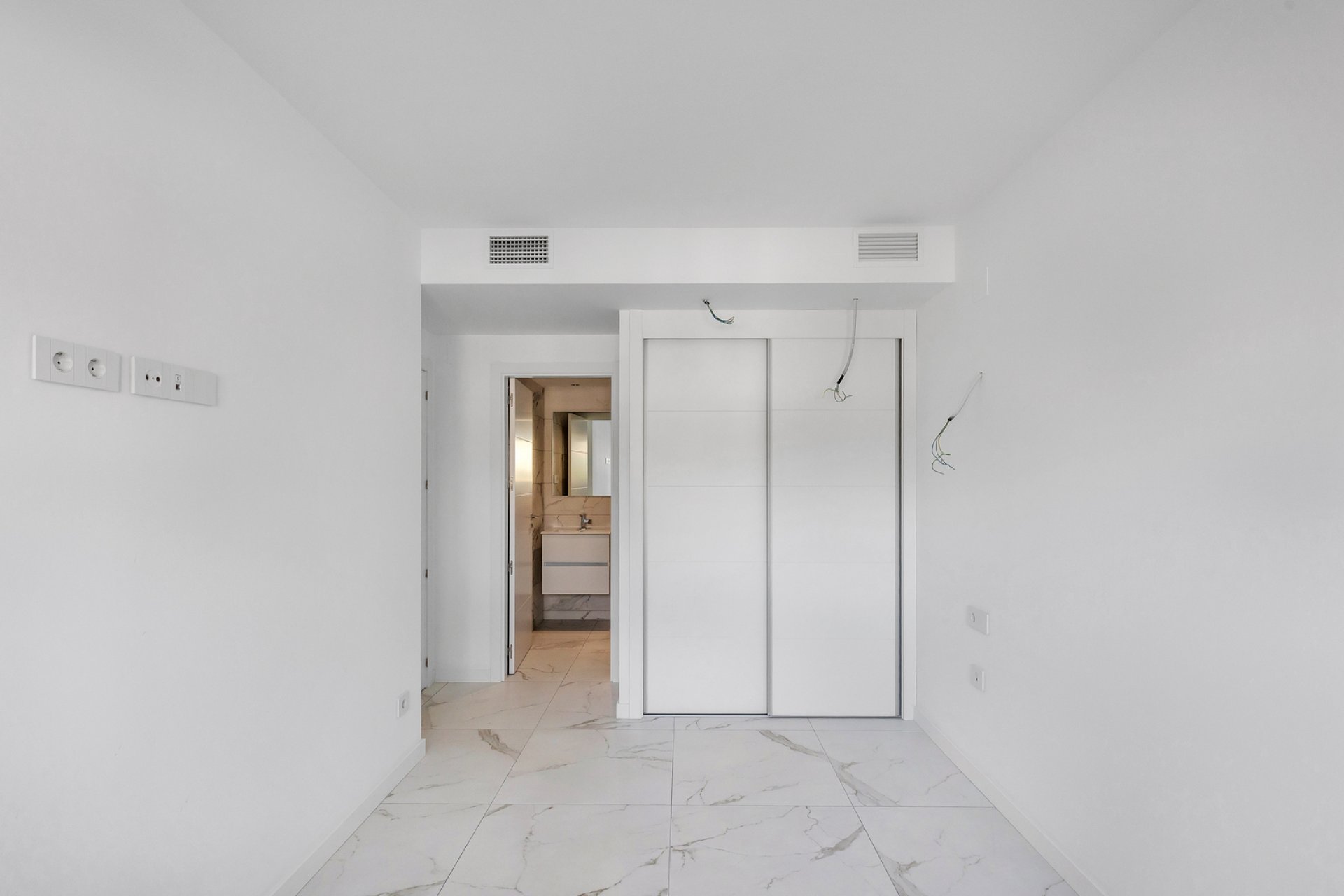 Wiederverkauf - Wohnung - Torrevieja - Punta Prima