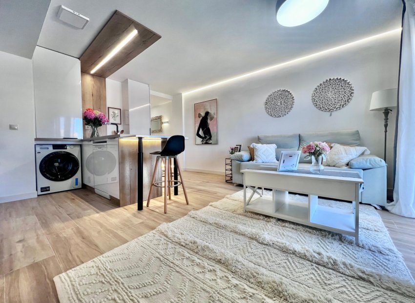 Wiederverkauf - Wohnung - Torrevieja - Punta Prima
