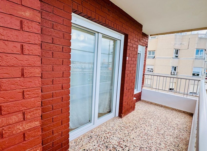 Wiederverkauf - Wohnung - Torrevieja - Punta Prima