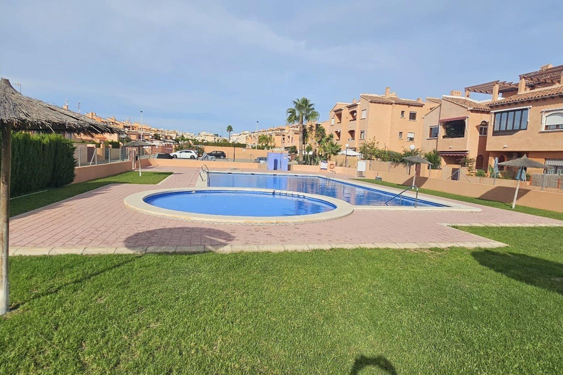 Wiederverkauf - Wohnung - Torrevieja - Torrejón