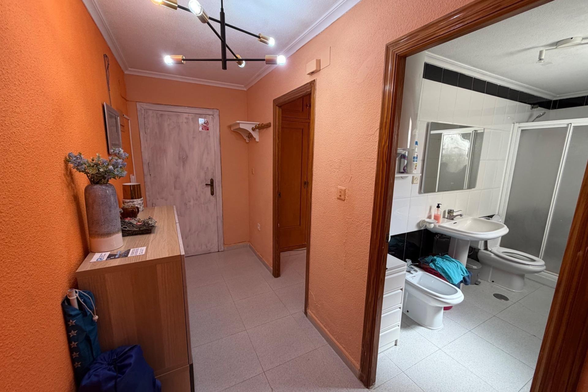 Wiederverkauf - Wohnung - Torrevieja