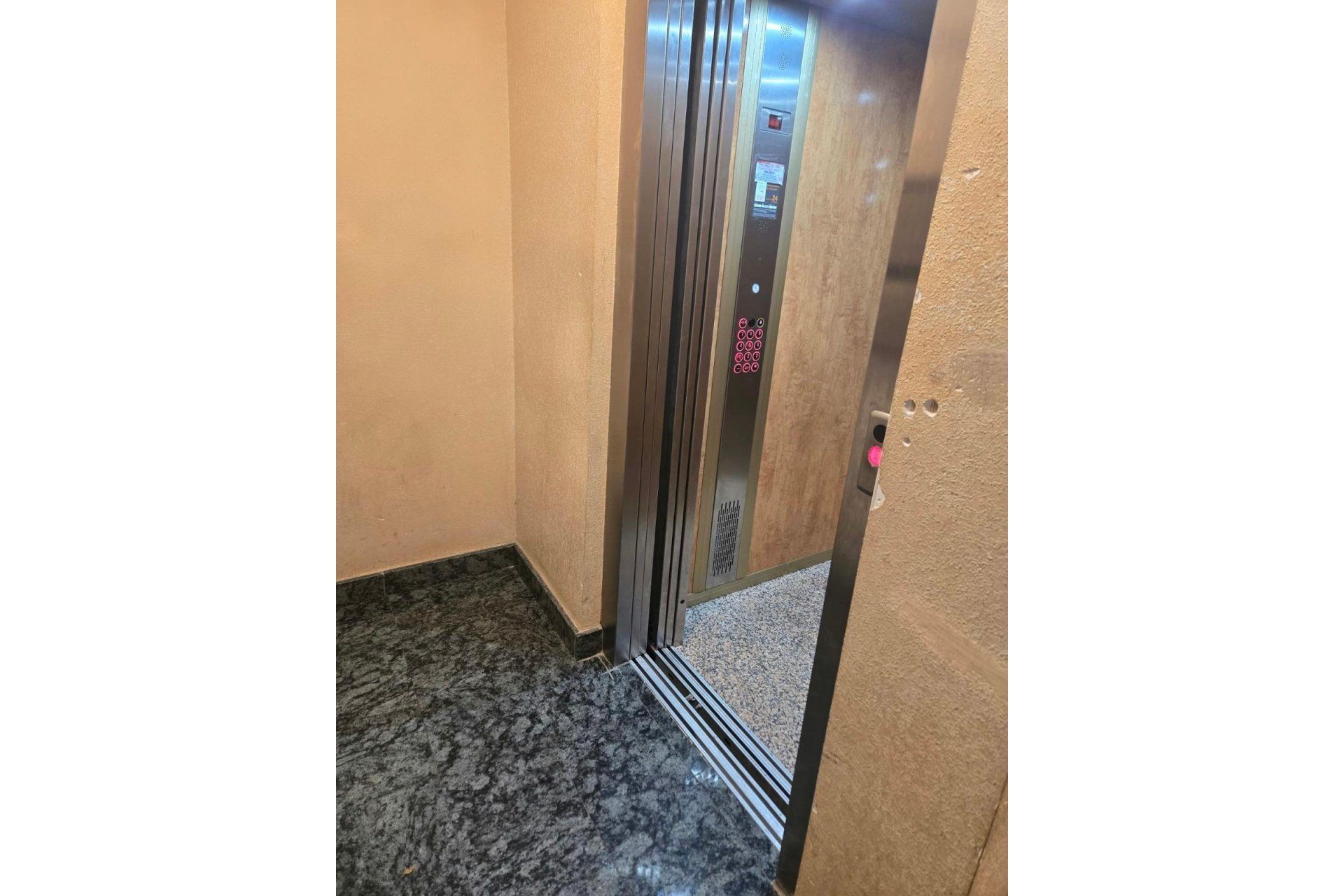 Wiederverkauf - Wohnung - Torrevieja