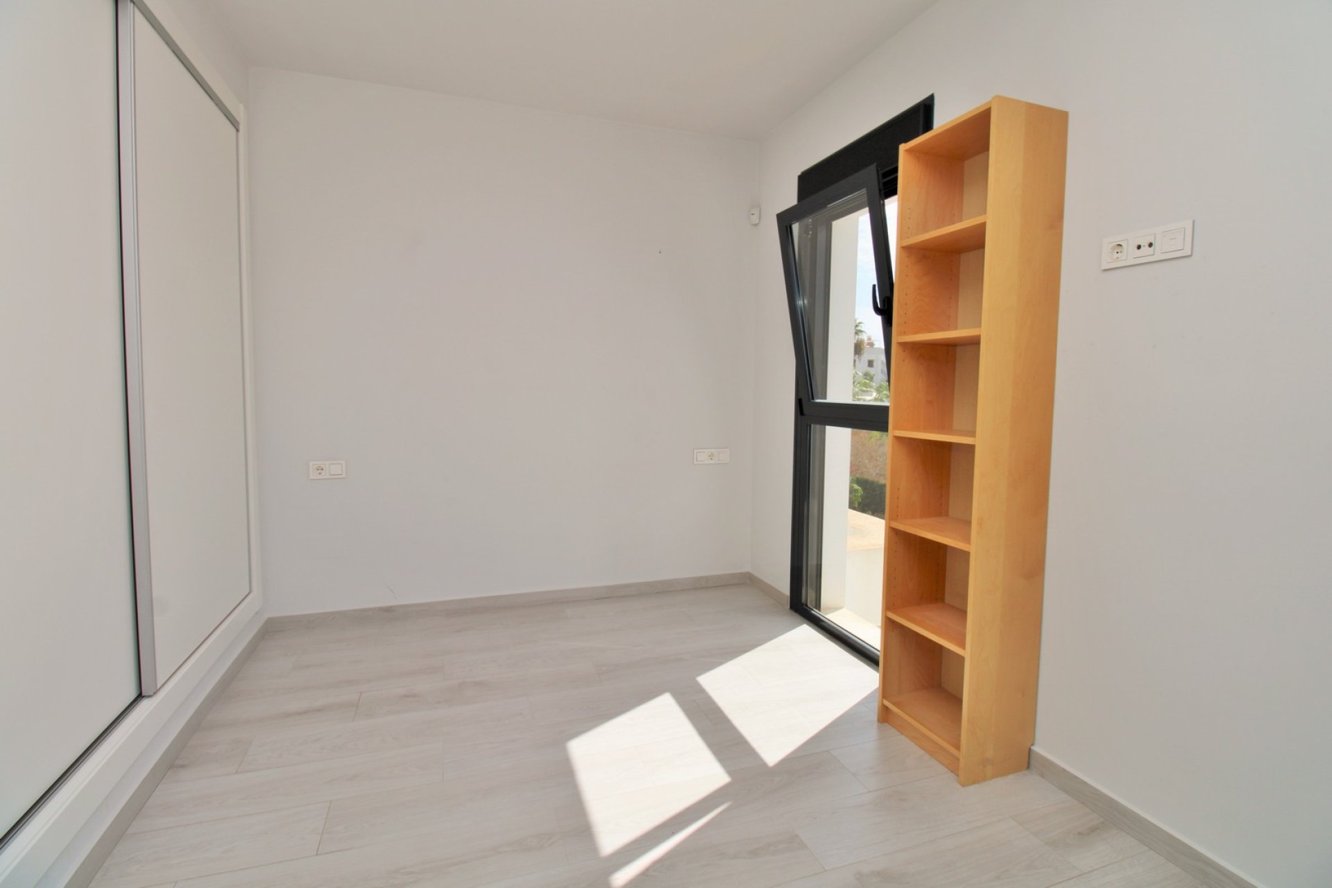 Wiederverkauf - Wohnung - Villamartin - PAU 8