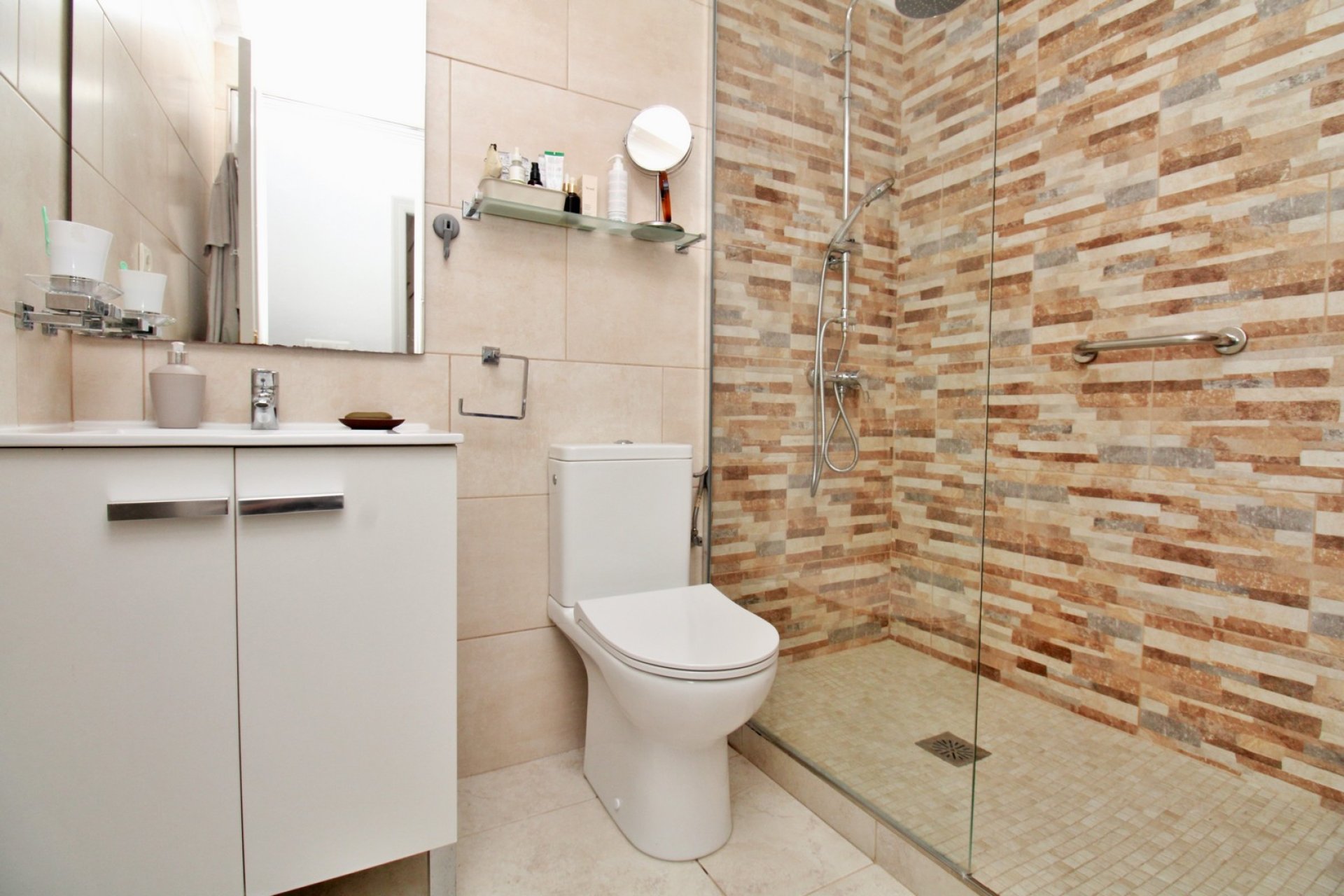 Wiederverkauf - Wohnung - Villamartin - Villamartín