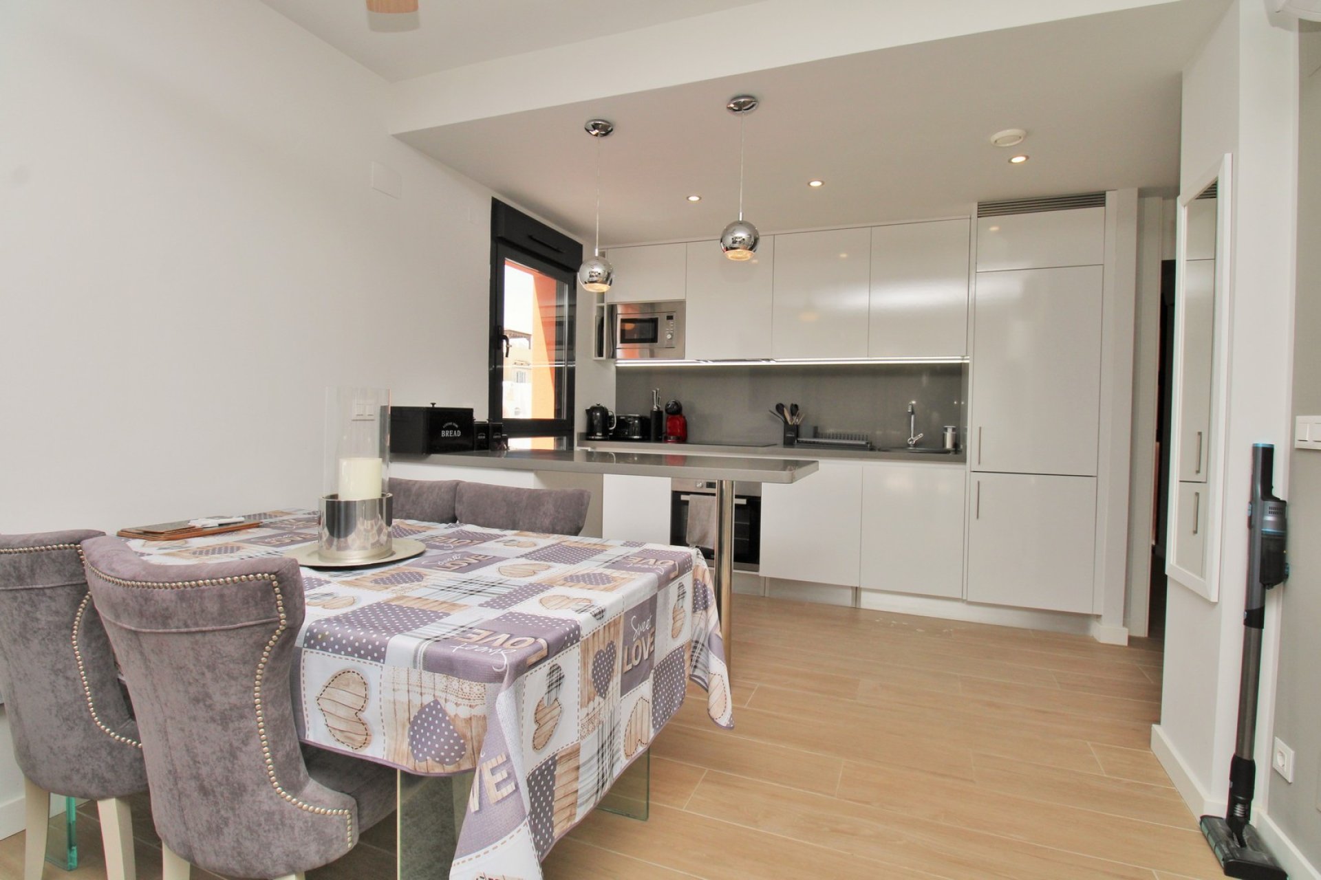 Wiederverkauf - Wohnung - Villamartin - Villamartín