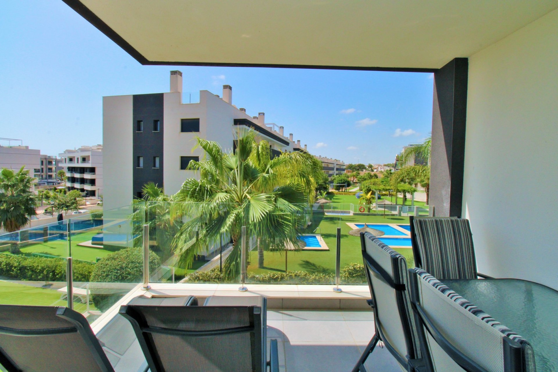 Wiederverkauf - Wohnung - Villamartin - Villamartín