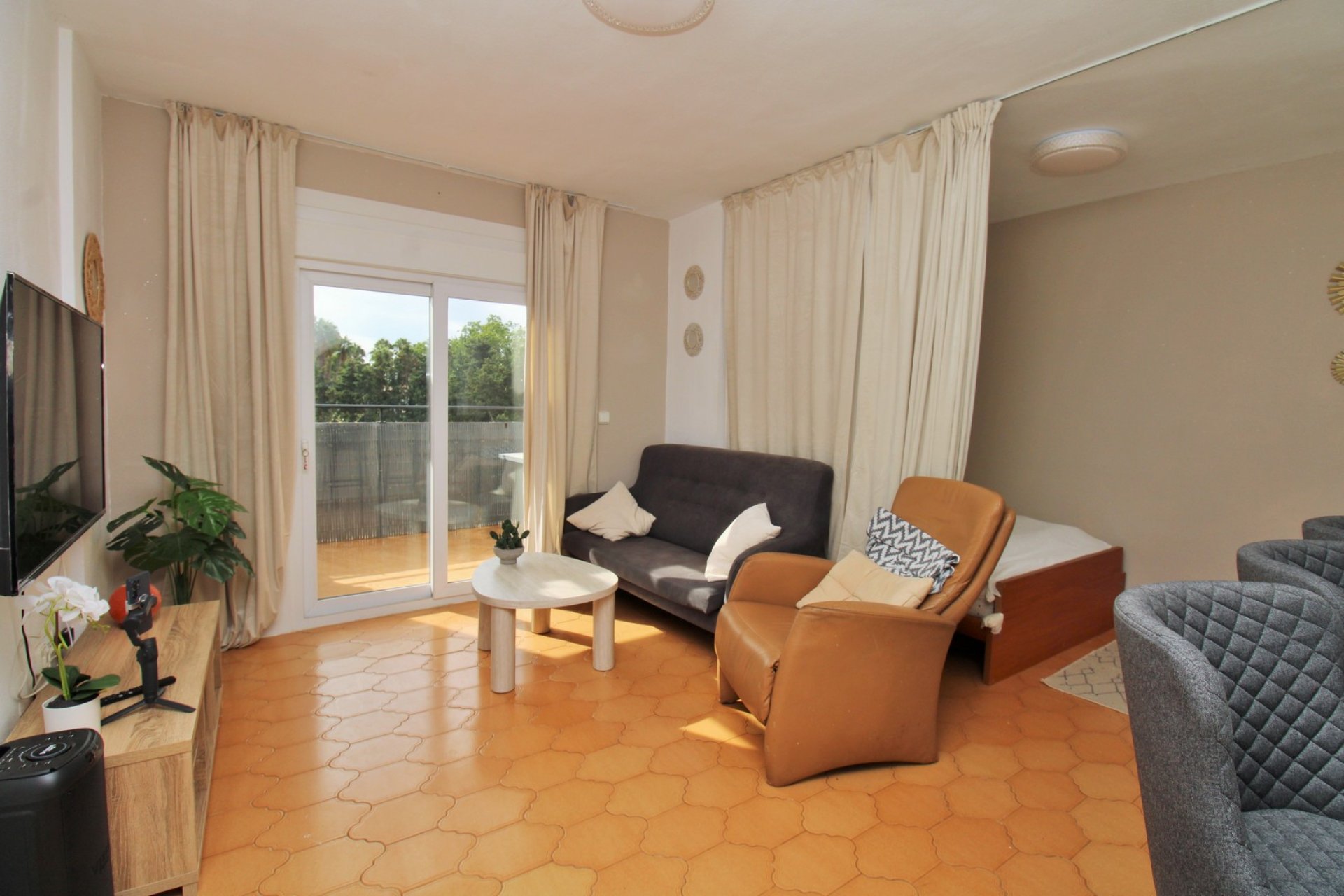 Wiederverkauf - Wohnung - Villamartin - Villamartín