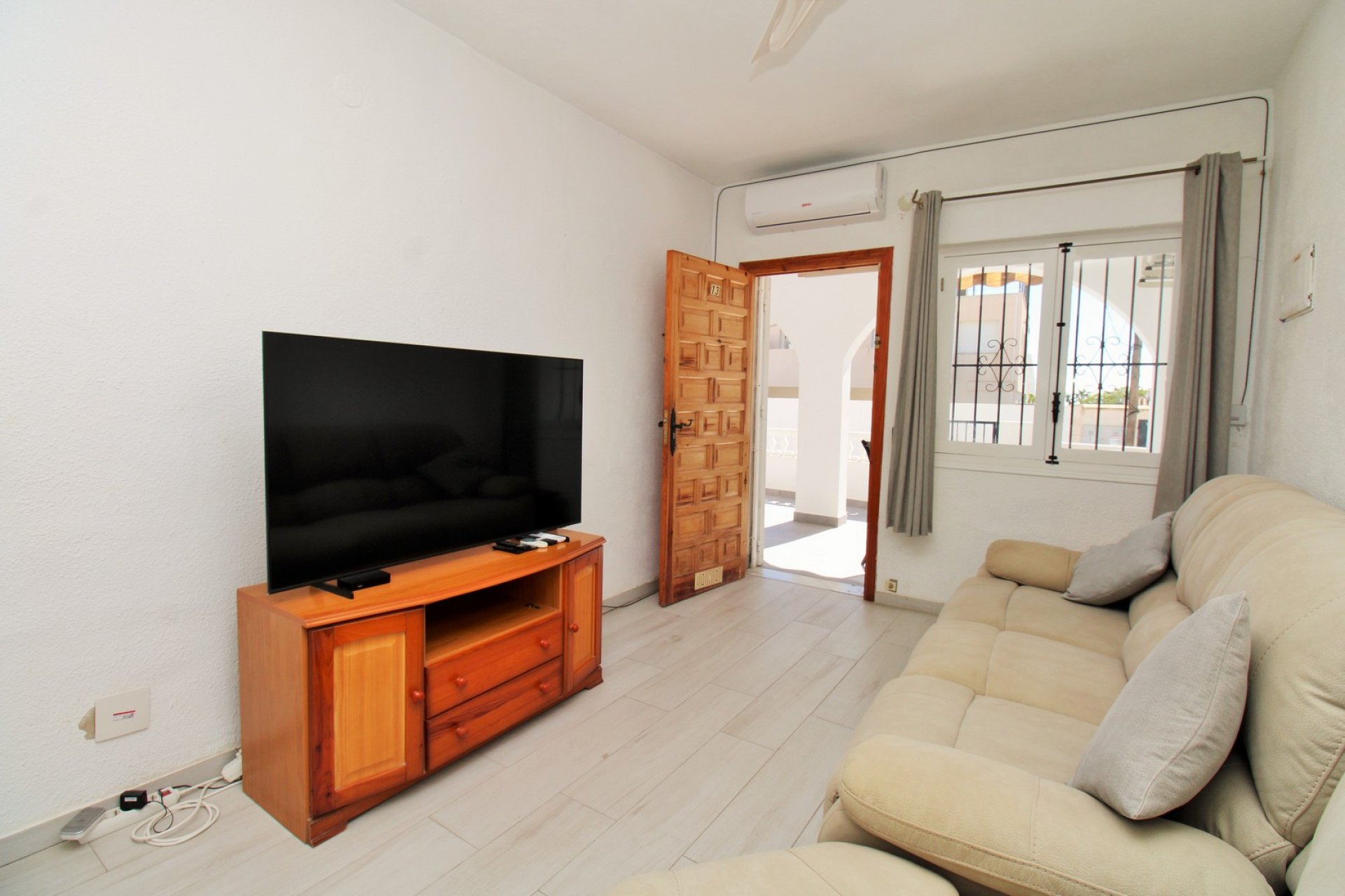 Wiederverkauf - Wohnung - Villamartin - Villamartín