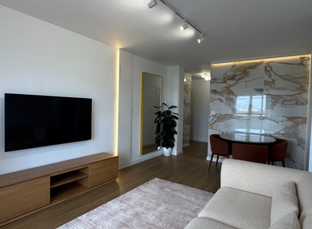 Wohnung - Wiederverkauf - Orihuela Costa - Punta Prima