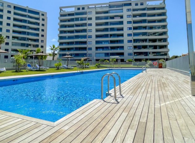 Wohnung - Wiederverkauf - Orihuela Costa - Punta Prima
