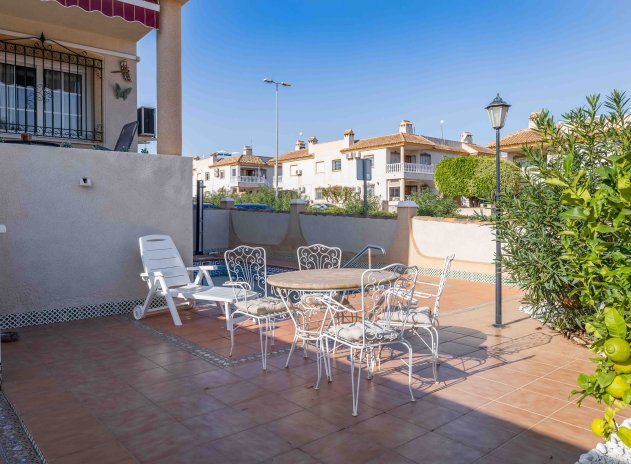 Wohnung - Wiederverkauf - Orihuela Costa - Villamartín