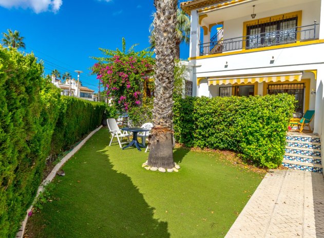 Wohnung - Wiederverkauf - Orihuela Costa - Villamartín