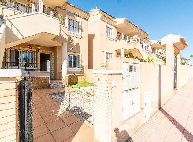 Wohnung - Wiederverkauf - Orihuela Costa - Villamartín
