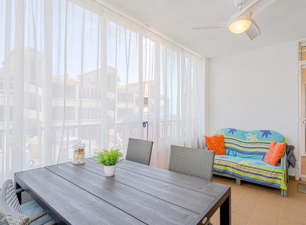 Wohnung - Wiederverkauf - Punta Prima - Punta Prima
