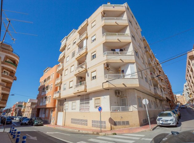 Wohnung - Wiederverkauf - Torrevieja - Center