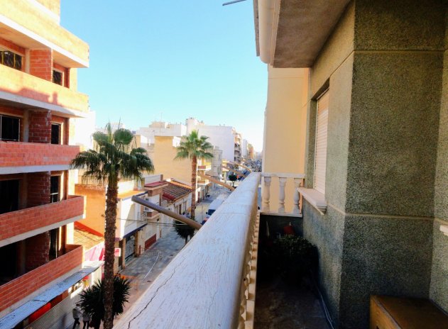 Wohnung - Wiederverkauf - Torrevieja - Centro