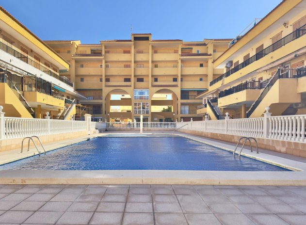 Wohnung - Wiederverkauf - Torrevieja - Los Europeos