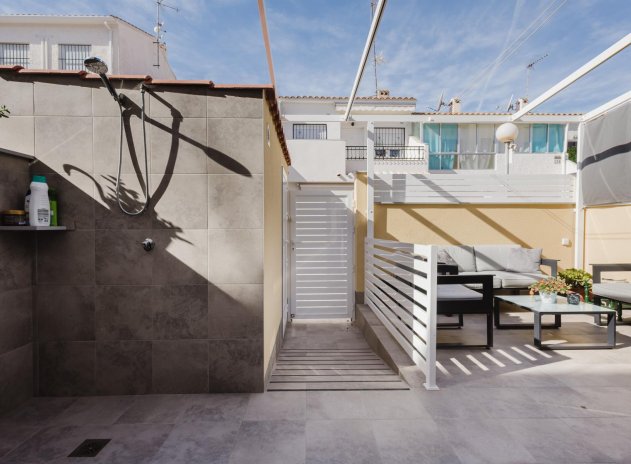 Wohnung - Wiederverkauf - Torrevieja - Playa de los Naufragos