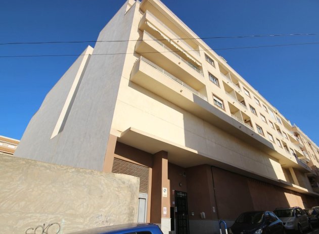 Wohnung - Wiederverkauf - Torrevieja - Playa del cura